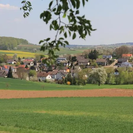 Noxi 90qm Carport Kueche Wifi Washer Kamin 度假居