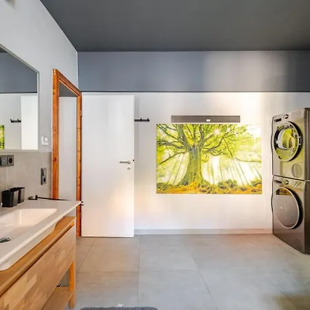 度假居 Noxi 90qm Carport Kueche Wifi Washer Kamin *