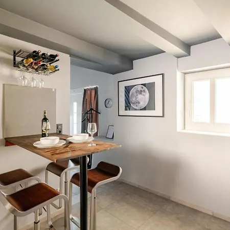 Noxi 90qm Carport Kueche Wifi Washer Kamin 度假居 Wossingen