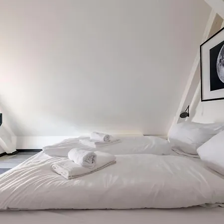 Noxi 90qm Carport Kueche Wifi Washer Kamin 度假居