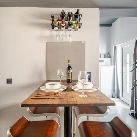 度假居 Noxi 90qm Carport Kueche Wifi Washer Kamin Wossingen